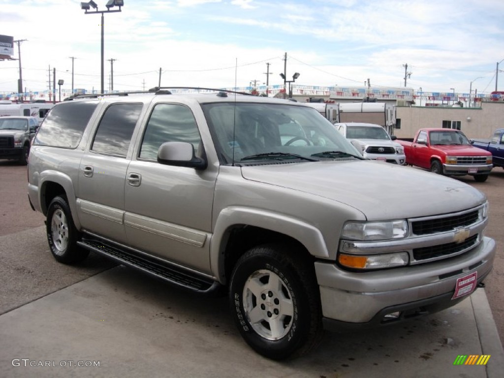 2004 Suburban 1500 LT 4x4 - Silver Birch Metallic / Gray/Dark Charcoal photo #7