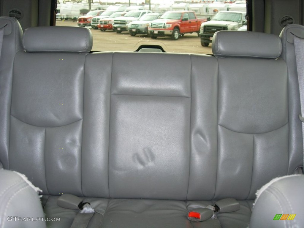 2004 Suburban 1500 LT 4x4 - Silver Birch Metallic / Gray/Dark Charcoal photo #27