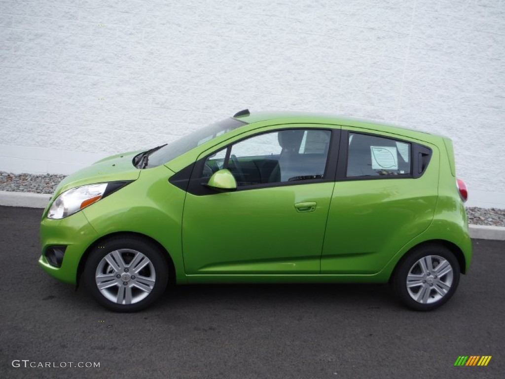 Lime 2015 Chevrolet Spark LT Exterior Photo #102375512