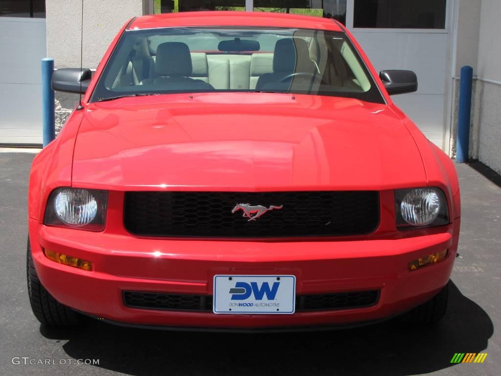 2007 Mustang V6 Premium Coupe - Torch Red / Medium Parchment photo #5