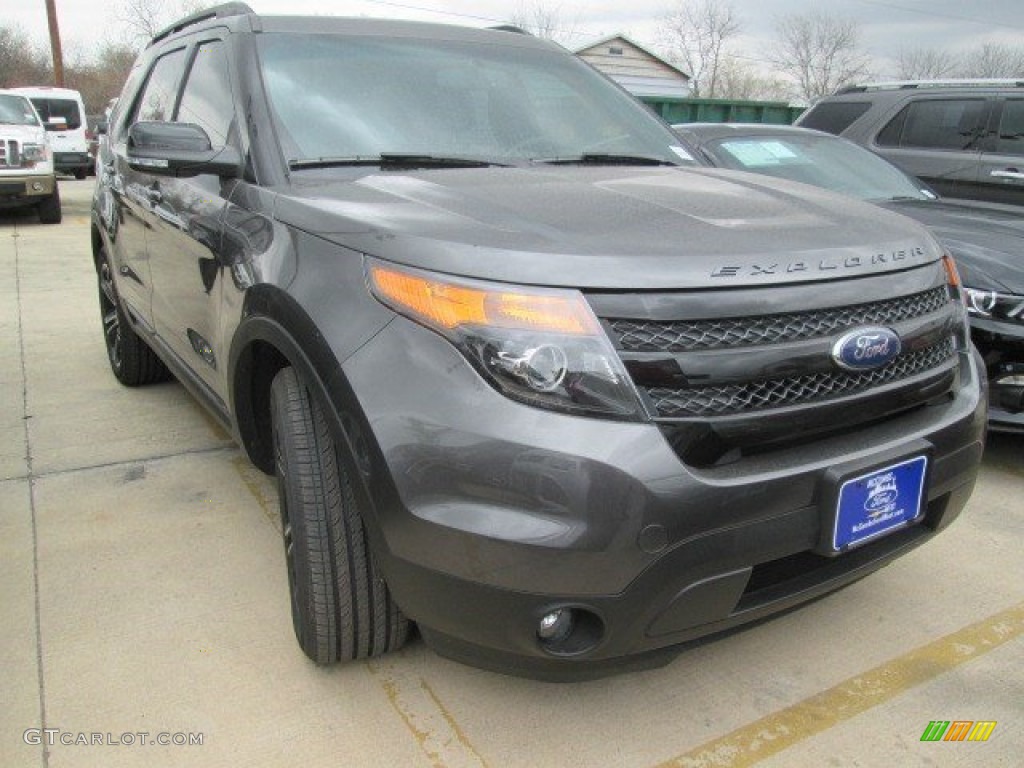 2015 Explorer Sport 4WD - Magnetic / Sport Charcoal Black photo #1