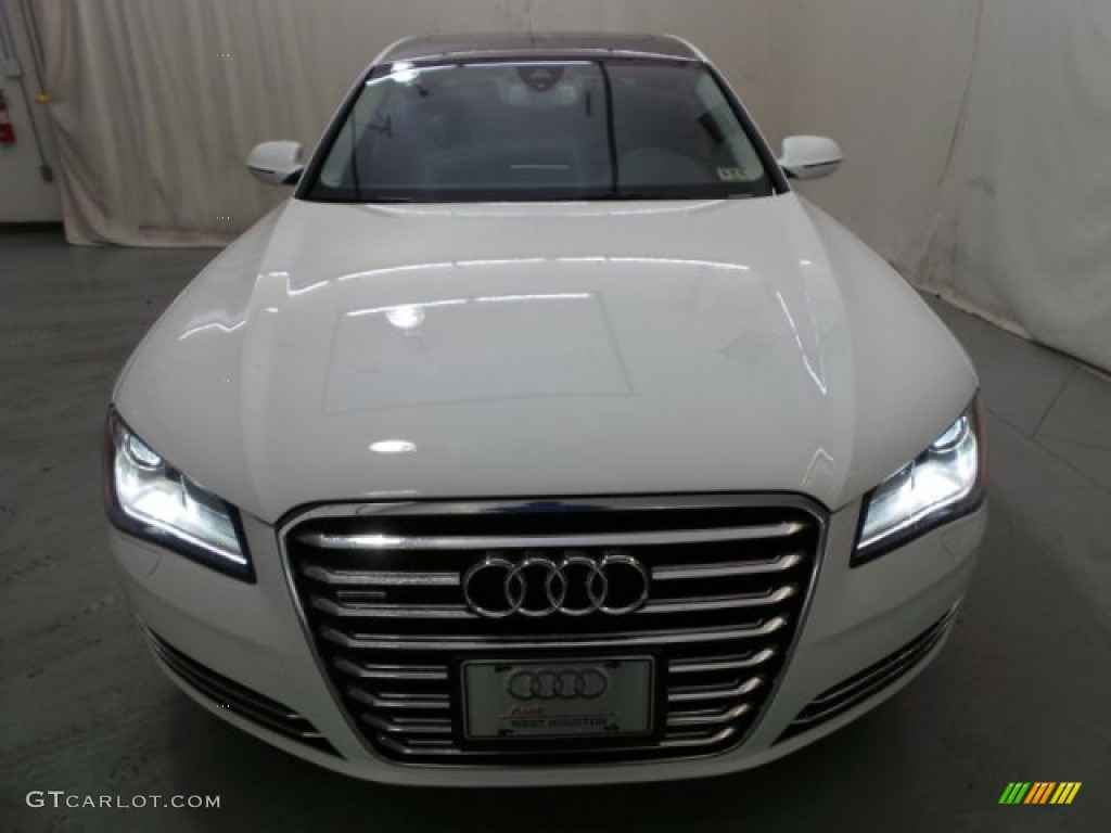 2011 A8 L 4.2 FSI quattro - Ibis White / Black photo #2