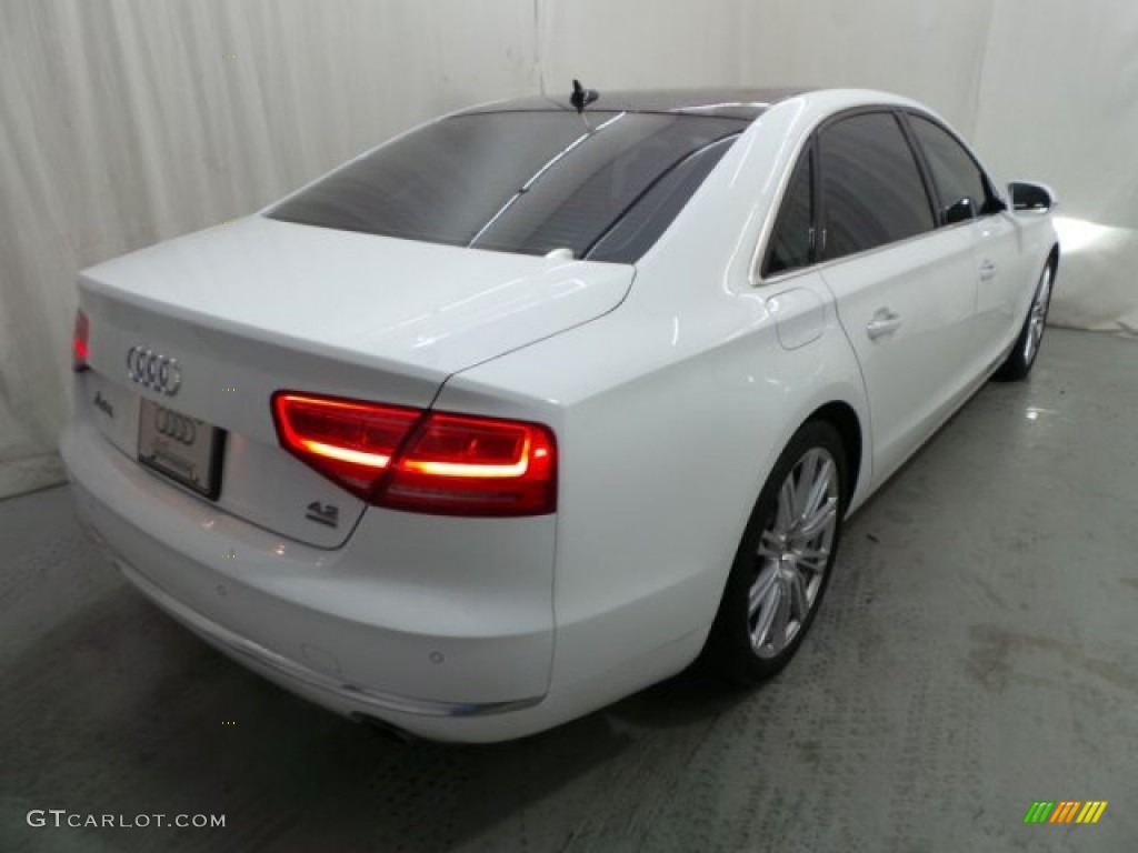 2011 A8 L 4.2 FSI quattro - Ibis White / Black photo #6