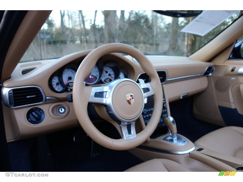 2012 Porsche 911 Carrera 4S Cabriolet Steering Wheel Photos