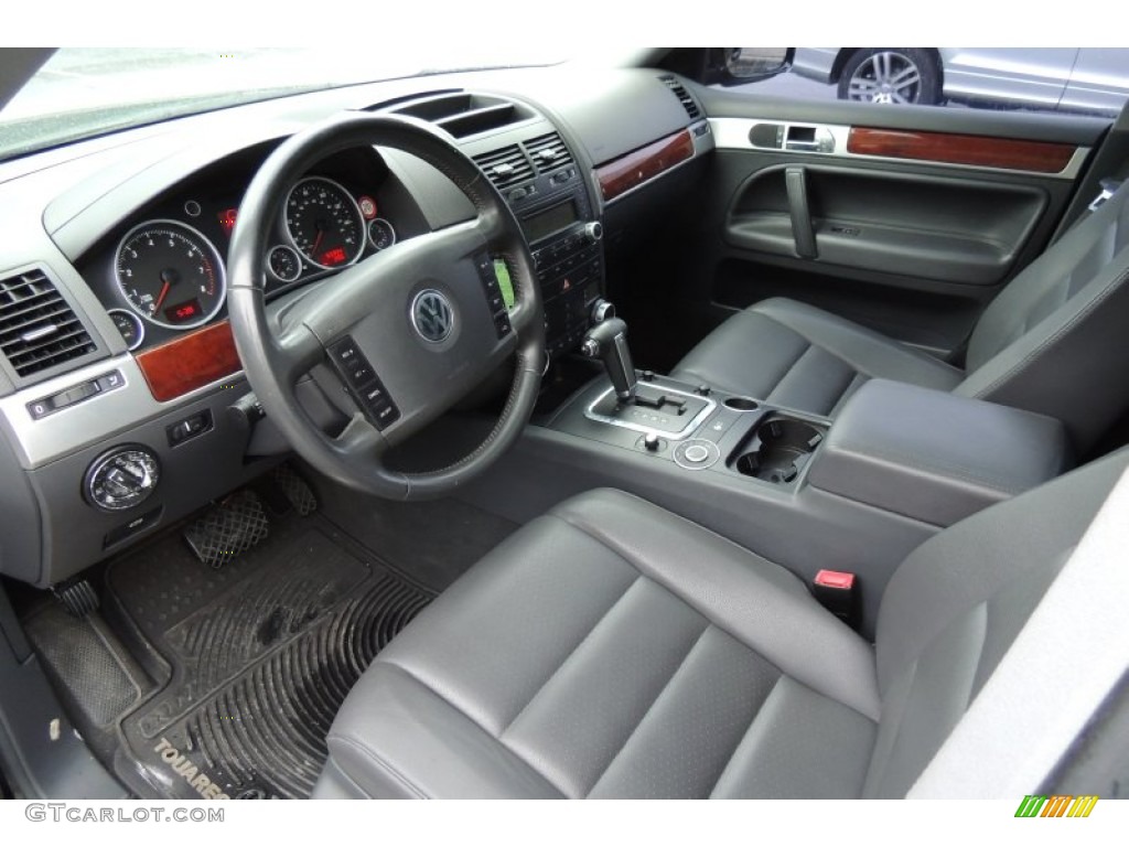 Anthracite Interior 2006 Volkswagen Touareg V6 Photo #102390818