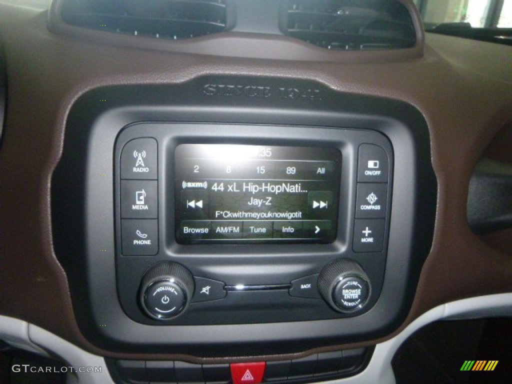 2015 Jeep Renegade Latitude 4x4 Controls Photo #102393011