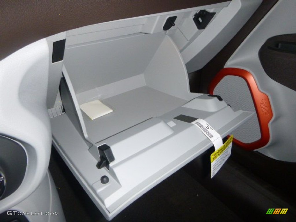2015 Renegade Latitude 4x4 - Omaha Orange / Bark Brown/Ski Gray photo #19