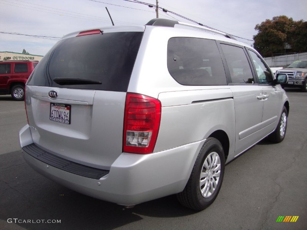 2012 Sedona LX - Bright Silver / Gray photo #7