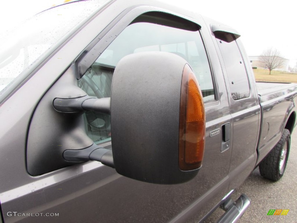 2004 F250 Super Duty Lariat SuperCab 4x4 - Dark Shadow Grey Metallic / Medium Flint photo #13