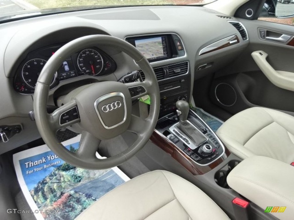 Cardamom Beige Interior 2011 Audi Q5 3.2 quattro Photo #102405089