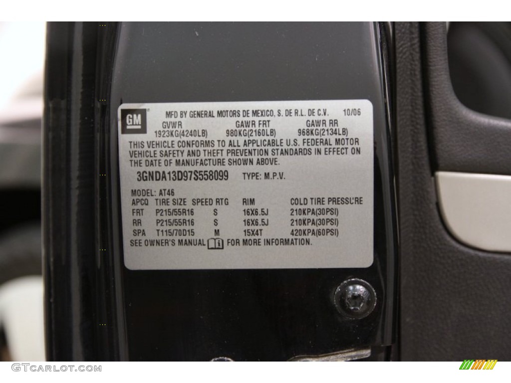 2007 HHR LS - Black / Ebony Black photo #15