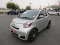Classic Silver Metallic - iQ  Photo No. 3