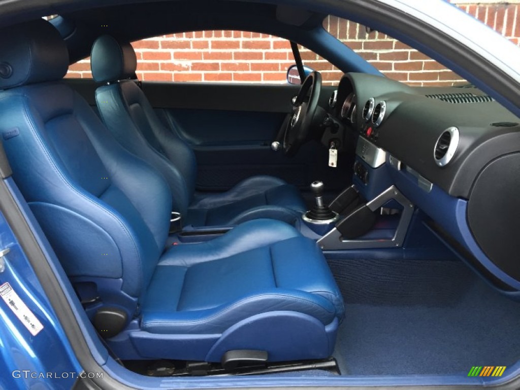 2000 Audi TT 1.8T Coupe Front Seat Photo #102414707
