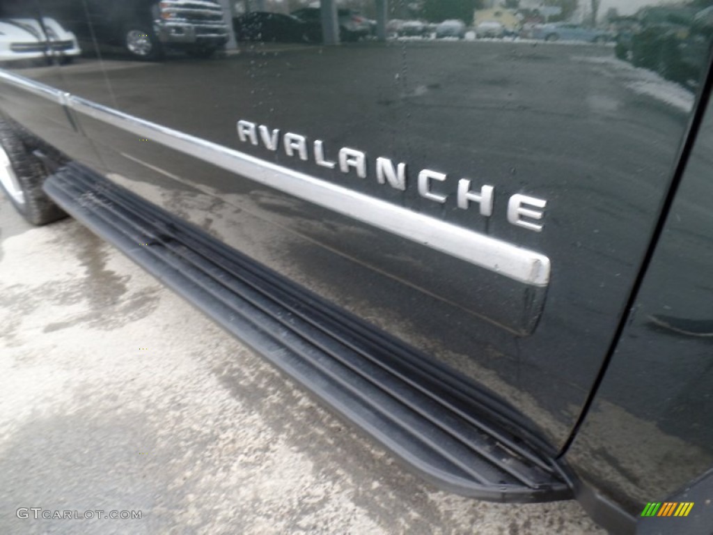 2013 Avalanche LTZ 4x4 Black Diamond Edition - Fairway Metallic / Dark Cashmere/Light Cashmere photo #13