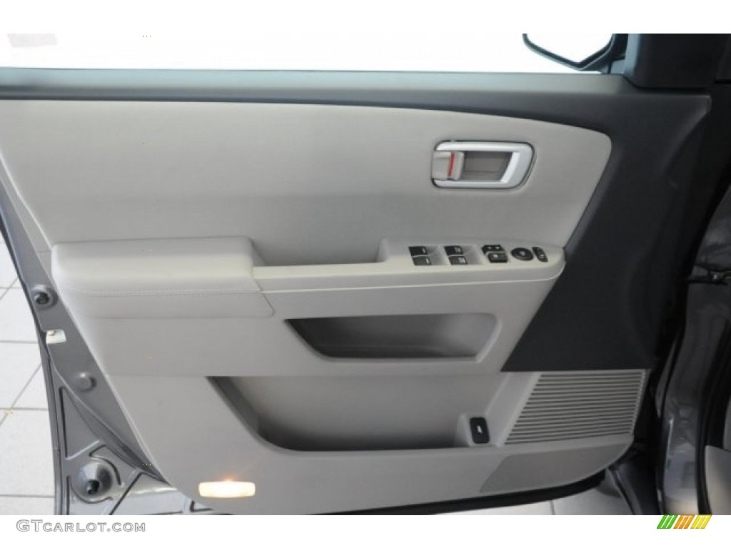 2015 Pilot LX - Modern Steel Metallic / Gray photo #8