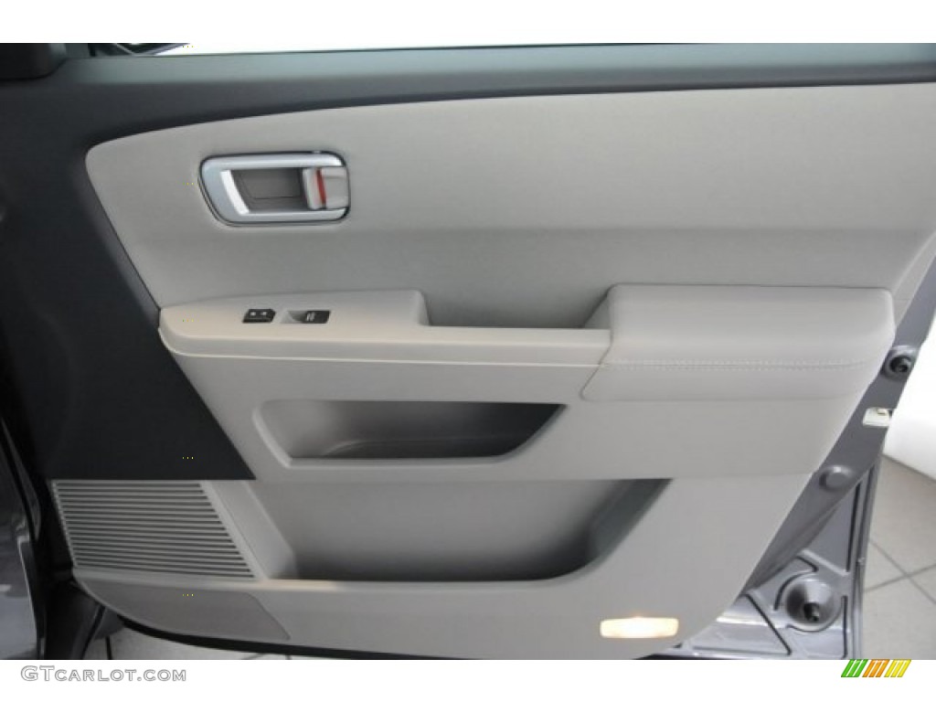 2015 Pilot LX - Modern Steel Metallic / Gray photo #22