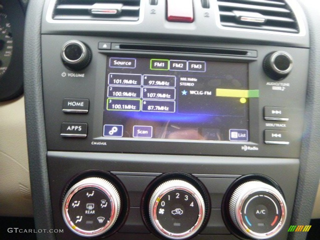 2015 Subaru Impreza 2.0i 5 Door Controls Photos