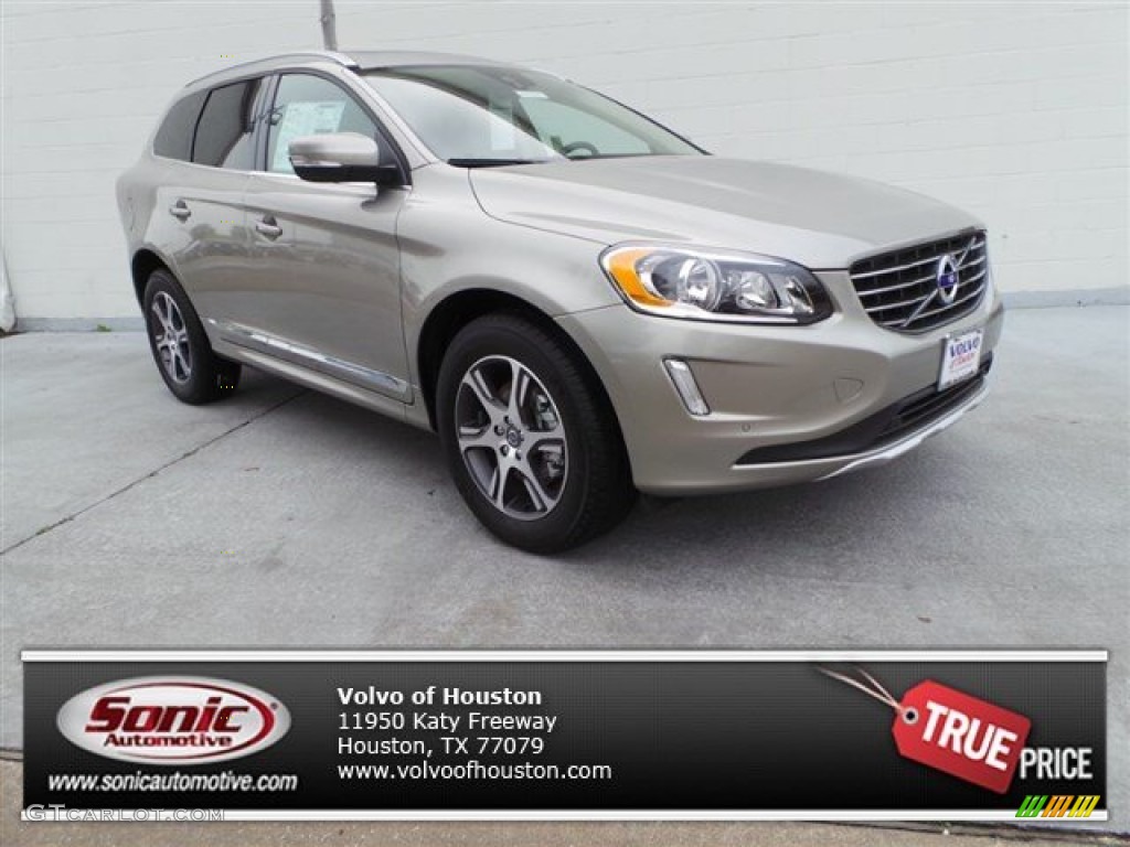 2015 XC60 T6 AWD - Sea Shell Metallic / Soft Beige photo #1