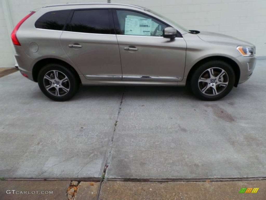 2015 XC60 T6 AWD - Sea Shell Metallic / Soft Beige photo #6