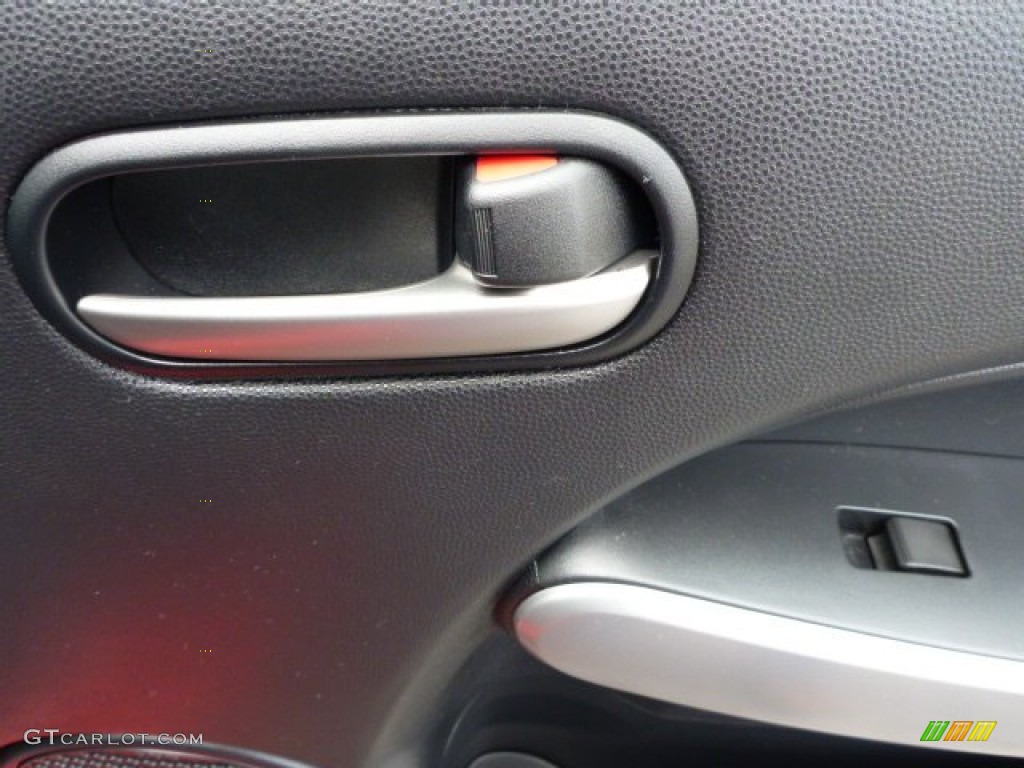 2012 MAZDA2 Sport - True Red / Black photo #16