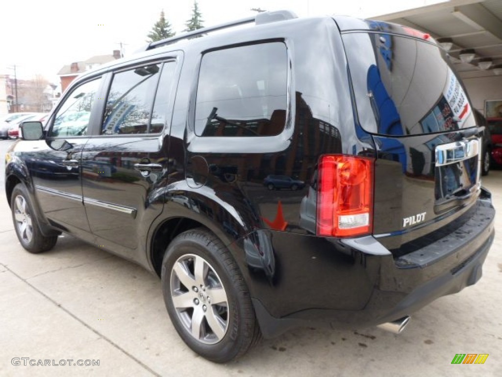 2015 Pilot Touring 4WD - Crystal Black Pearl / Black photo #10