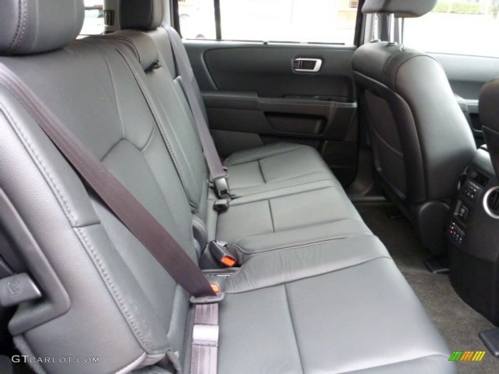 2015 Pilot Touring 4WD - Crystal Black Pearl / Black photo #13