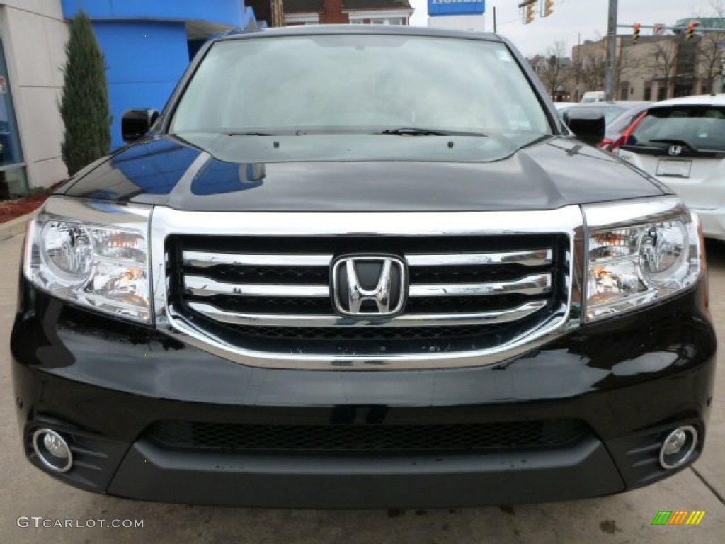 2015 Pilot Touring 4WD - Crystal Black Pearl / Black photo #17