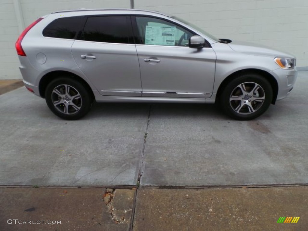 Bright Silver Metallic 2015 Volvo XC60 T6 AWD Exterior Photo #102438116