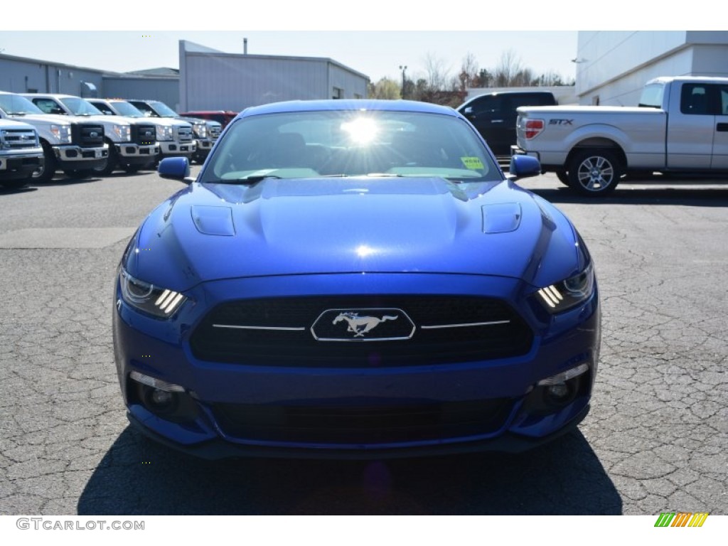 2015 Mustang GT Premium Coupe - Deep Impact Blue Metallic / 50 Years Raven Black photo #4