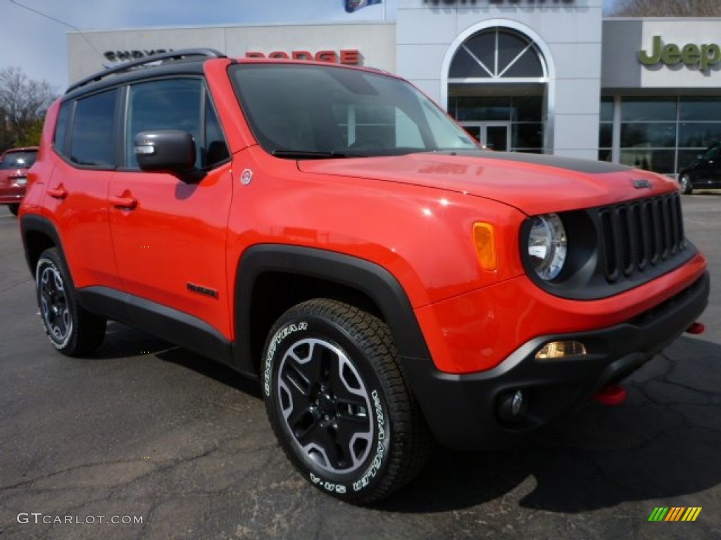 Colorado Red 2015 Jeep Renegade Trailhawk 4x4 Exterior Photo #102449560
