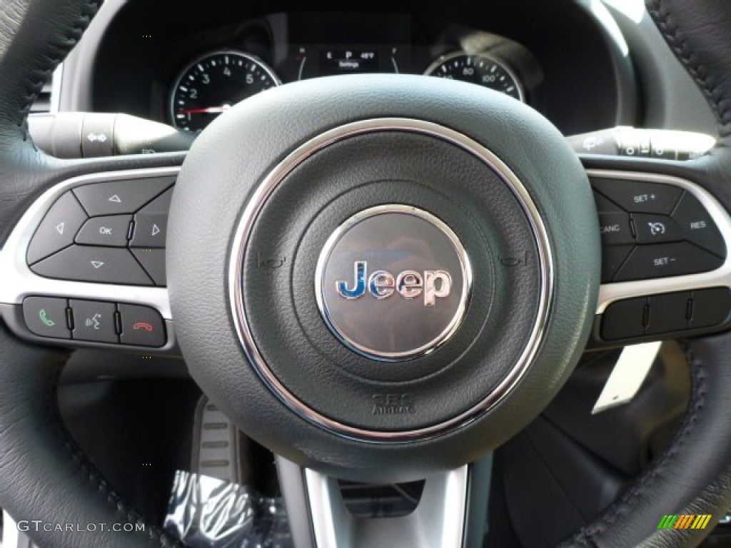 2015 Jeep Renegade Latitude Controls Photo #102450121