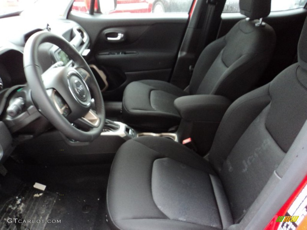 Black Interior 2015 Jeep Renegade Latitude 4x4 Photo #102450718