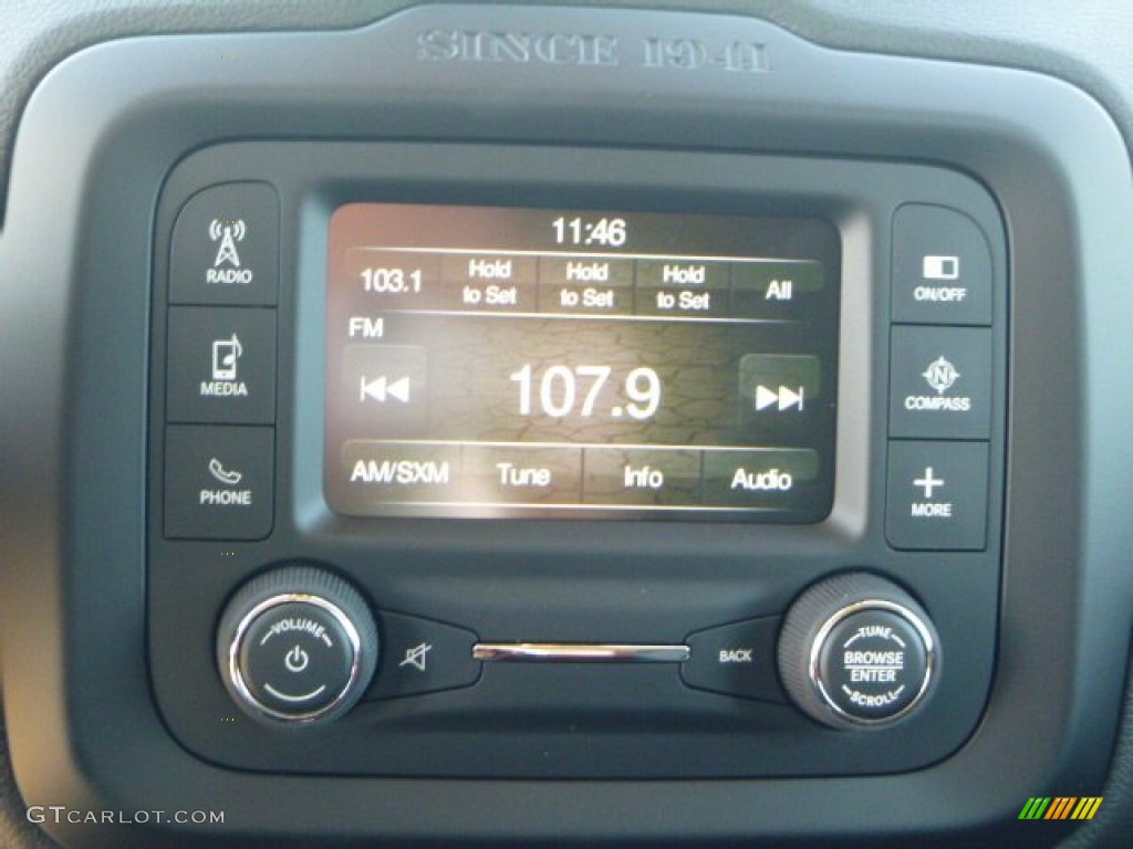 2015 Jeep Renegade Trailhawk 4x4 Controls Photo #102451372