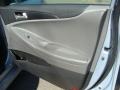 Iridescent Silver Blue Pearl - Sonata GLS Photo No. 24