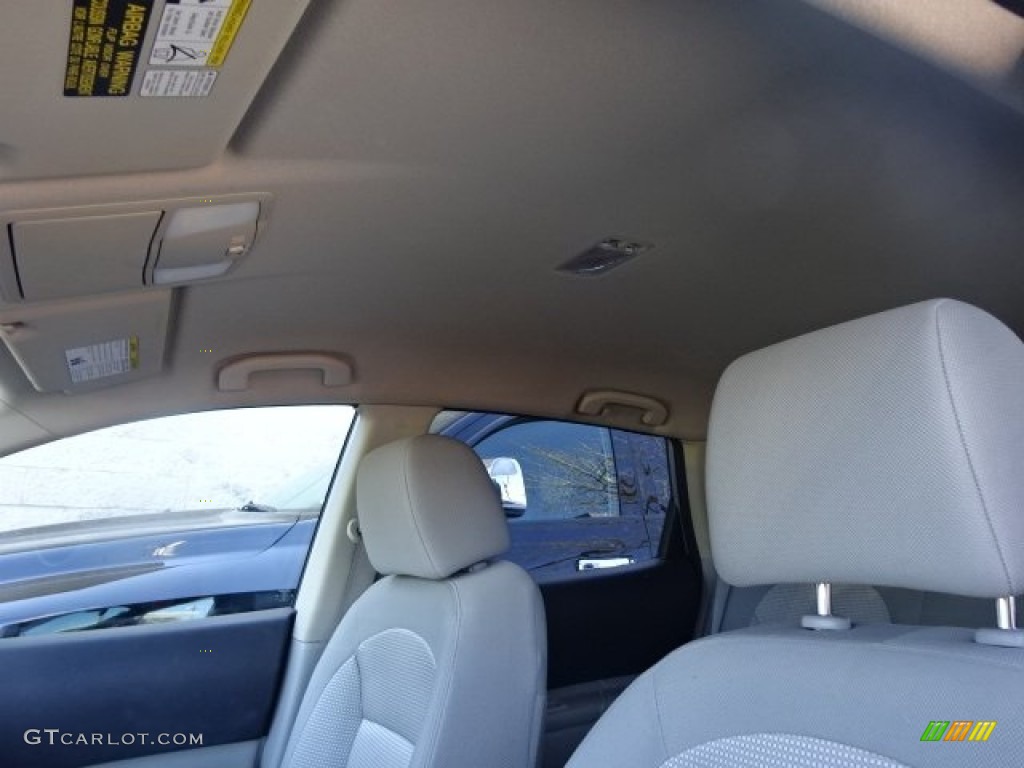 2011 Rogue SV AWD - Silver Ice Metallic / Gray photo #14