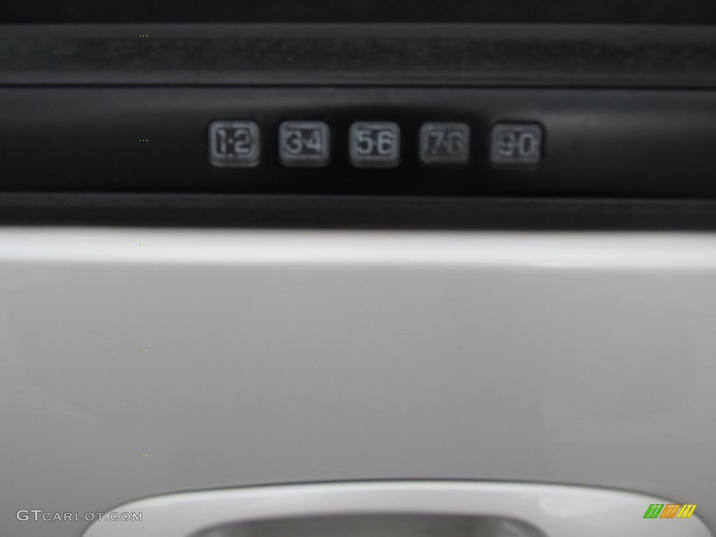 2010 Expedition Limited - White Platinum Tri-Coat Metallic / Charcoal Black photo #34