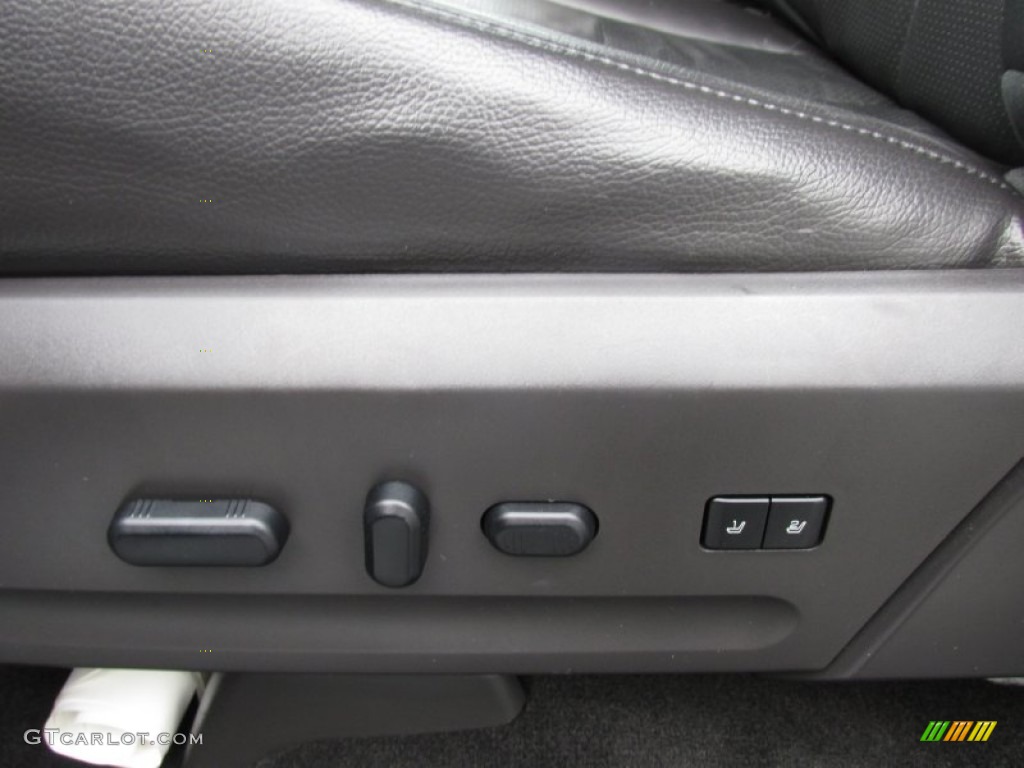2010 Expedition Limited - White Platinum Tri-Coat Metallic / Charcoal Black photo #38