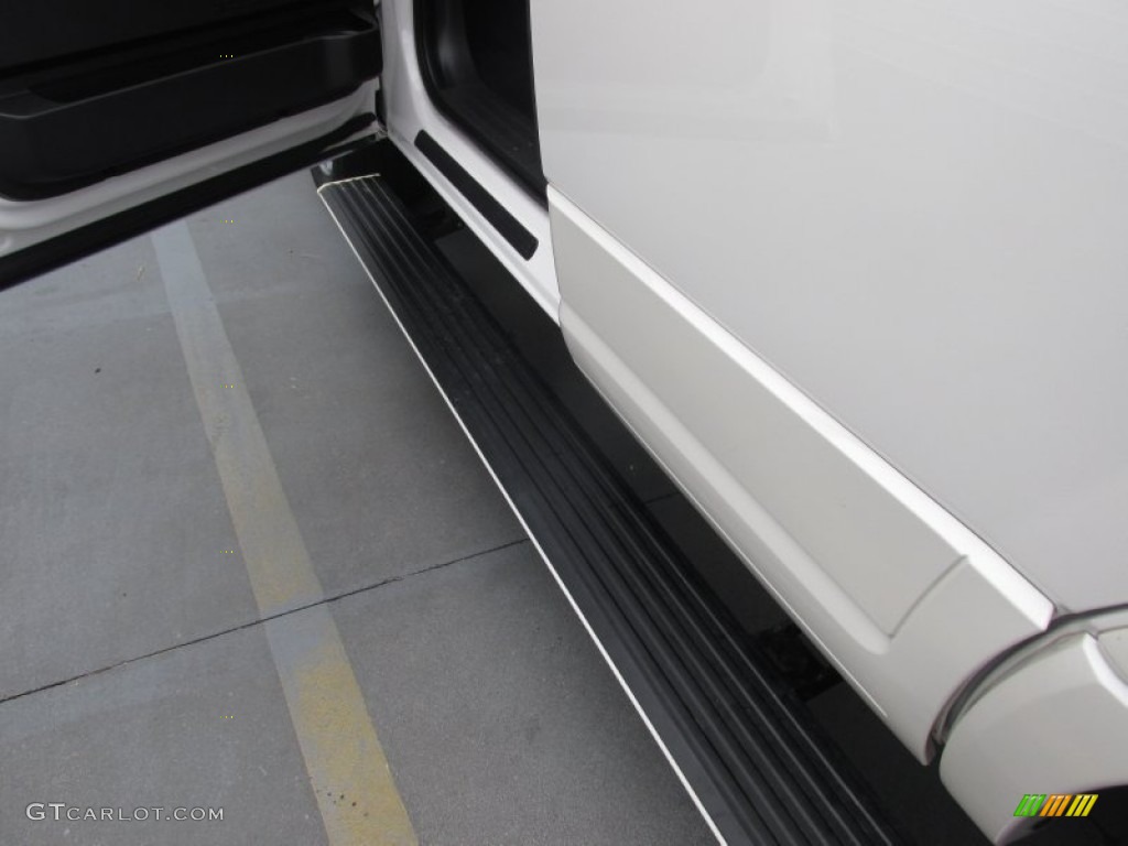 2010 Expedition Limited - White Platinum Tri-Coat Metallic / Charcoal Black photo #48