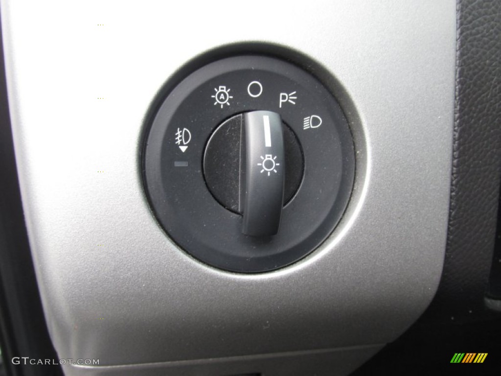 2010 Expedition Limited - White Platinum Tri-Coat Metallic / Charcoal Black photo #51