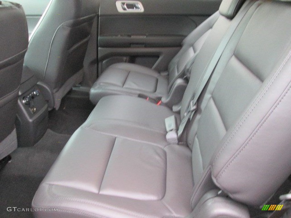 2015 Explorer XLT - Magnetic / Charcoal Black photo #3
