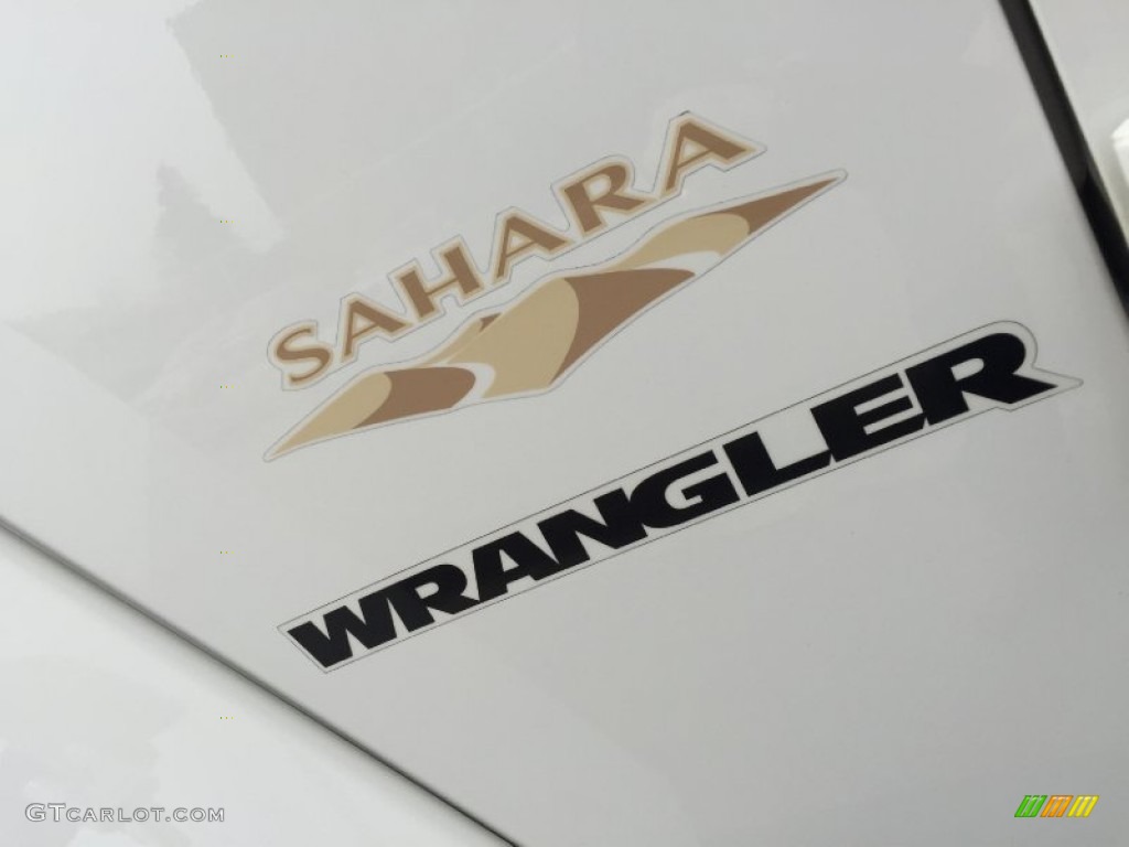2010 Wrangler Sahara 4x4 - Stone White / Dark Slate Gray/Medium Slate Gray photo #58