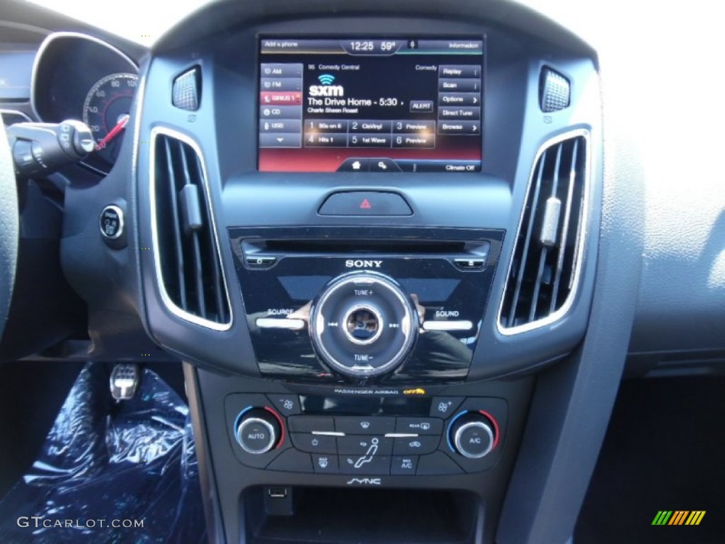 2015 Focus ST Hatchback - Performance Blue / ST Performance Blue/Charcoal Black Recaro Sport Seats photo #15