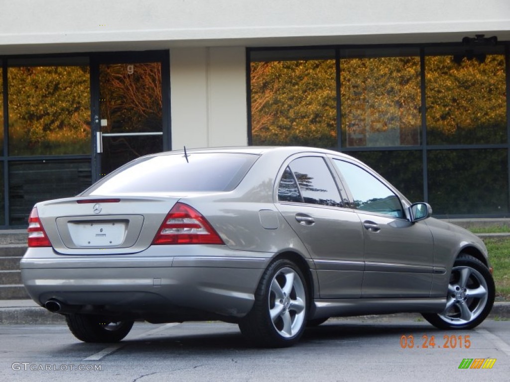 2005 C 230 Kompressor Sedan - Desert Silver Metallic / Black photo #27