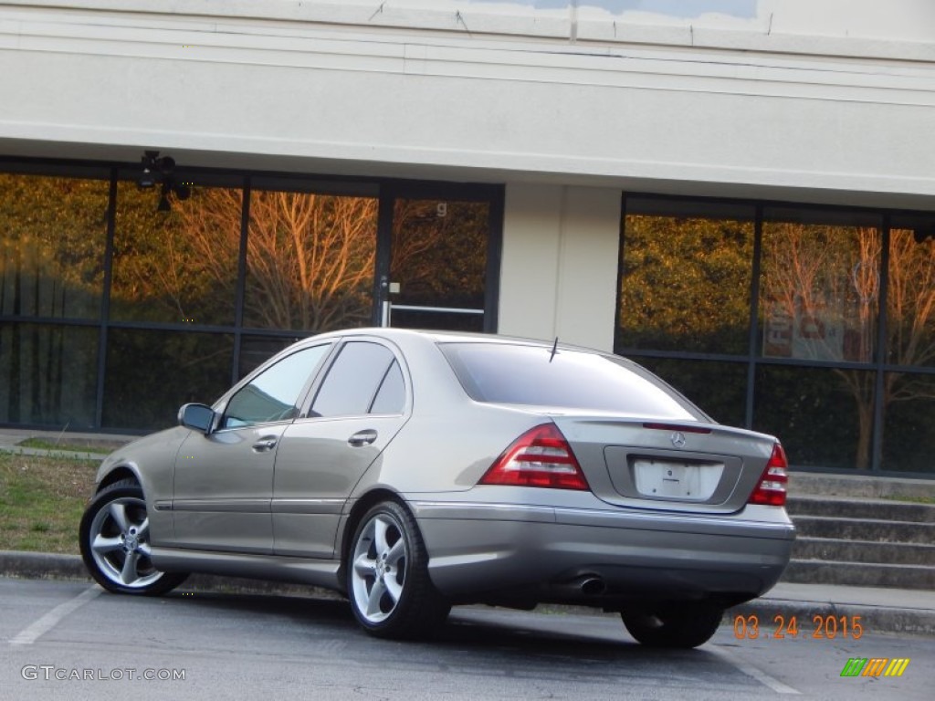 2005 C 230 Kompressor Sedan - Desert Silver Metallic / Black photo #30