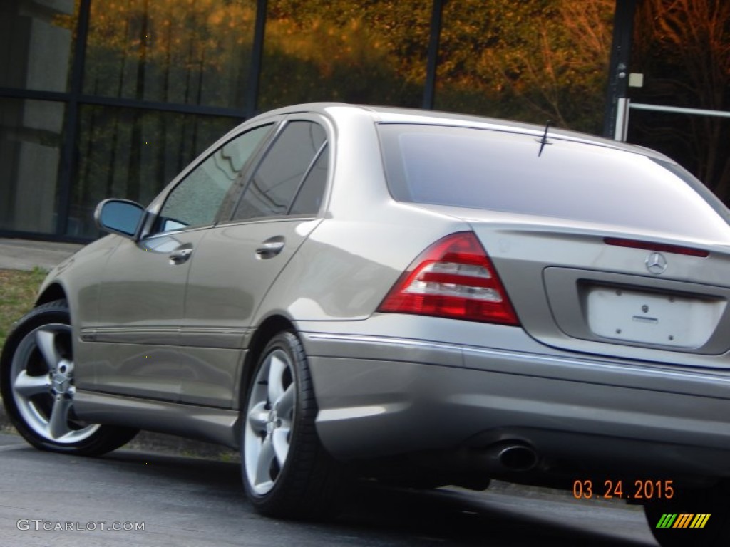 2005 C 230 Kompressor Sedan - Desert Silver Metallic / Black photo #32