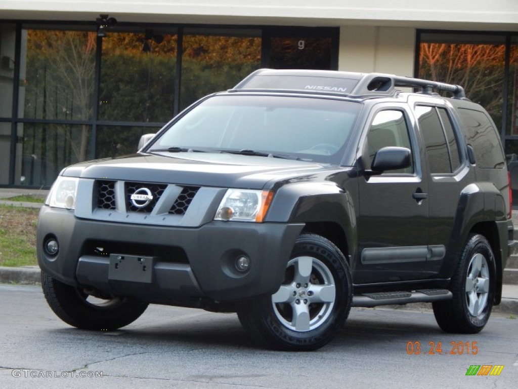 2005 Xterra SE - Night Armor Pearl / Desert/Graphite photo #1