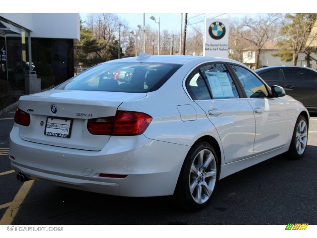 2015 3 Series 328i xDrive Sedan - Mineral White Metallic / Black photo #3