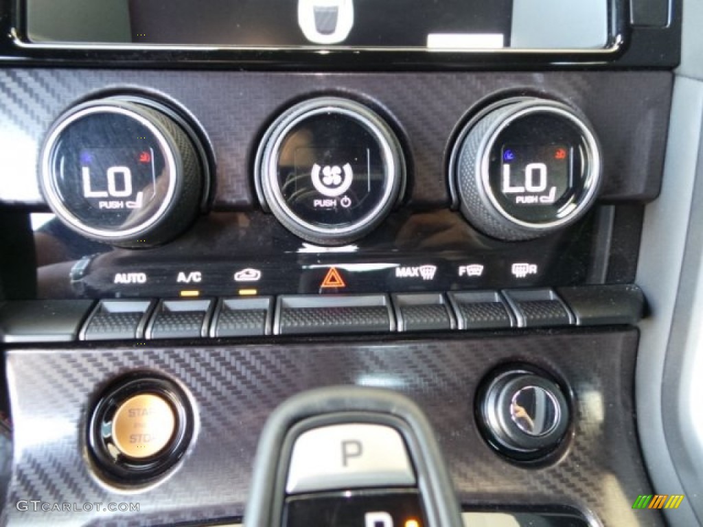 2015 Jaguar F-TYPE R Coupe Controls Photo #102490689