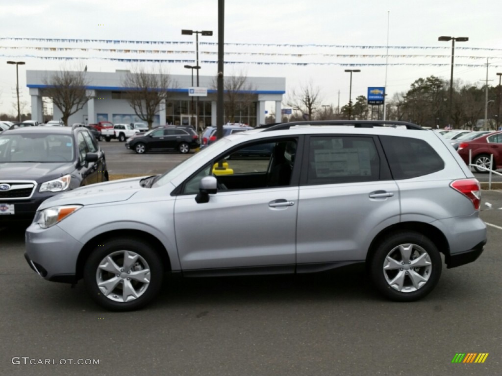 Ice Silver Metallic 2015 Subaru Forester 2.5i Premium Exterior Photo #102491194