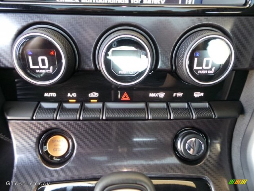 2015 Jaguar F-TYPE R Coupe Controls Photo #102491433